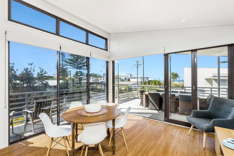 A PERFECT STAY - Sandy Feet - Darwin Holiday 2