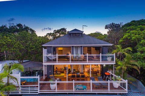 A PERFECT STAY - The Palms At Byron - Views Over Wategos Beach - Darwin Holiday 1