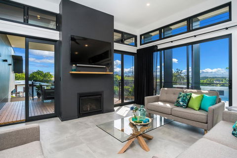 A PERFECT STAY - Wollumbin Haus Byron - Darwin Holiday 2