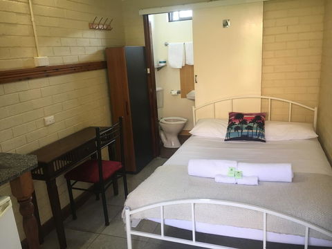 A Railway Lodge - Darwin Holiday 3