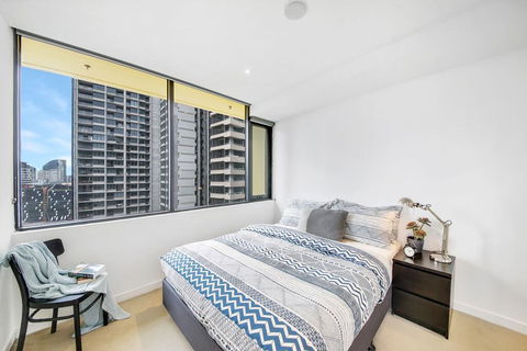 A Stylish 2BR CBD Apt With Beautiful City Views - Darwin Holiday 3