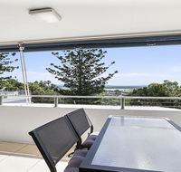A Stylish Apartment with Noosa Views - Unit 6 Yaringa 29 Noosa Drive - Darwin Holiday