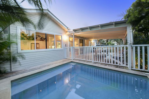A Summer Cottage - Darwin Holiday 0