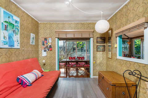 A SWEET ESCAPE - Beachcombers Cottage Beachfront - Darwin Holiday 3