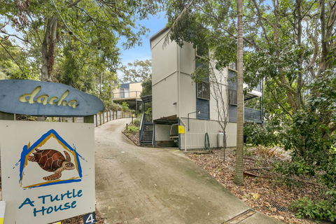A Turtle House - Darwin Holiday 1