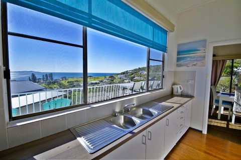 AAA Views, 2 View Street - Darwin Holiday 2