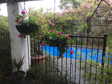 Aarn House B&B Airport Accommodation - Darwin Holiday 3
