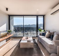 Abbortsford 2 Bed 2 Bath Mountain View Apartment - Darwin Holiday