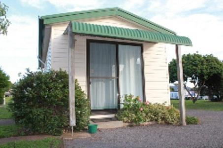 Abel Tasman Cabins Devonport - Darwin Holiday 2