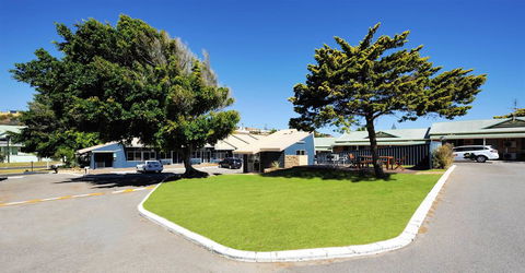 Abrolhos Reef Lodge - Darwin Holiday 0