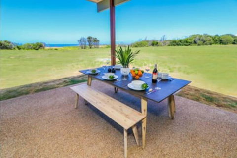 Absolute Beachfront & Secluded New Home - Darwin Holiday 0