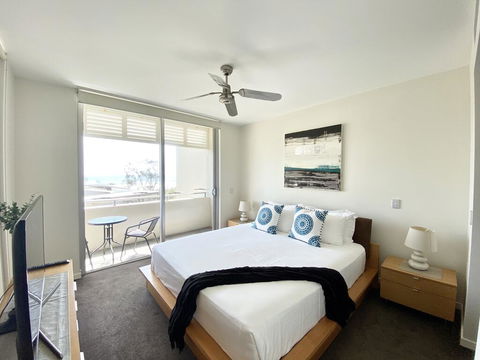 Absolute Beachfront - Cabarita Beach - Ocean Views - 3 Bed Apartment - Darwin Holiday 3