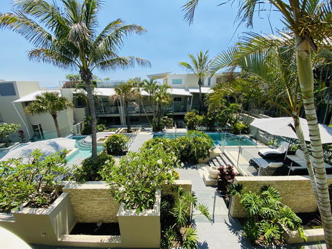 Absolute Beachfront Cabarita Beach - 2 Bed With Pool Views - Darwin Holiday 0
