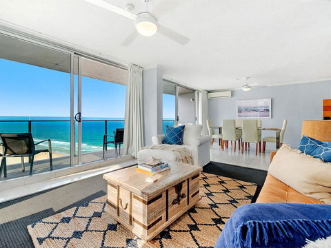 Absolute Beachfront In The Heart Of Surfers Paradi - Darwin Holiday 0