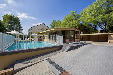 Accommodate Canberra - Kingston Court - Darwin Holiday 2