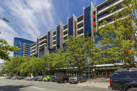 Accommodate Canberra - New Acton - Darwin Holiday 1