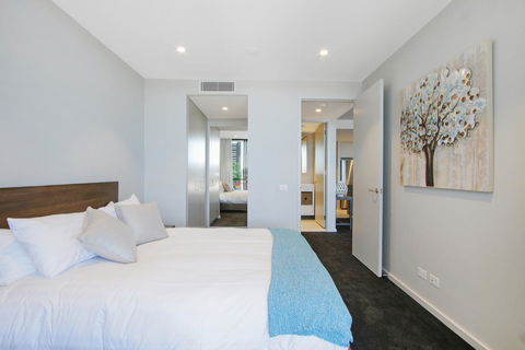Accommodate Canberra - The Pier - Darwin Holiday 2