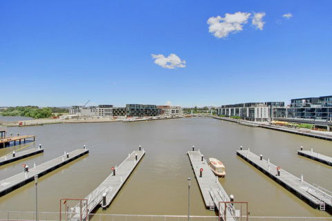 Accommodate Canberra - The Pier - Darwin Holiday 0