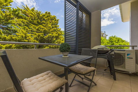 Accommodate Canberra- Domain Parliamentary Triangle - Darwin Holiday 2