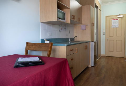 Accommodation On Denham - Darwin Holiday 2