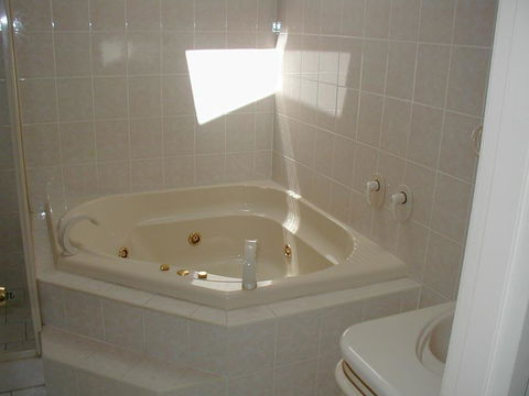 Accommodation Sydney North - Forestville 4 Bedroom 2 Bathroom House - Darwin Holiday 3