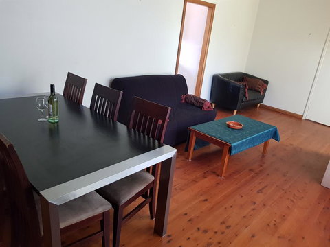Accommodation Sydney North Shore: Frenchs Forest 3 Bedroom House - Darwin Holiday 0