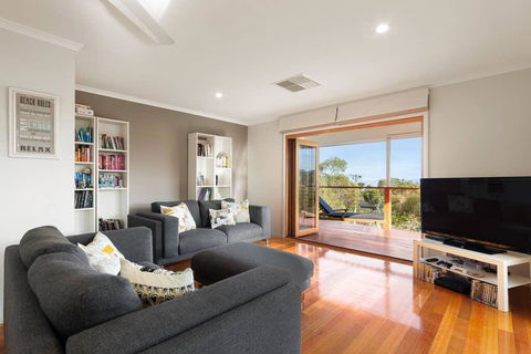 Acqua Vista - Water View, Fireplace, Walk To Beach - Darwin Holiday 1
