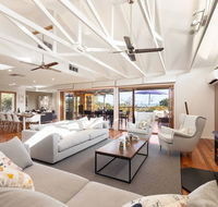 Acqua Vista - water view fireplace walk to beach - Darwin Holiday