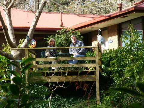 Adelaide Hills B&B Accommodation - Darwin Holiday 0