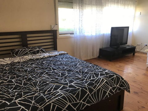 Adelaide Northern B&B - Darwin Holiday 0