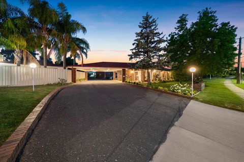 Econo Lodge Border Gateway Wodonga - Darwin Holiday 4