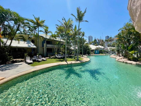 Diamond Beach 127 - Darwin Holiday 0