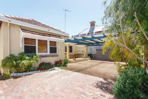 Directors Cottage Fabulous Local & Peaceful - Darwin Holiday 2
