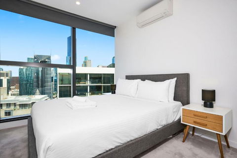 Discover Melbourne From A Stylish City Retreat - Darwin Holiday 3