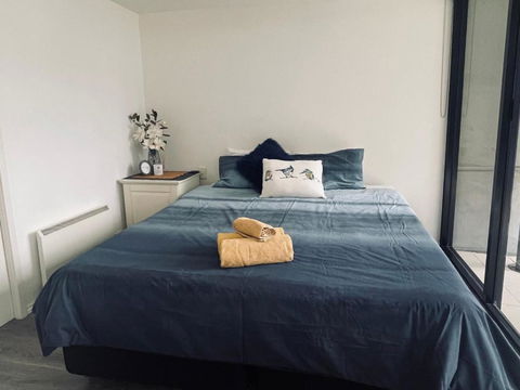 Docklands Cosy 1-bedroom Apartment With WiFi, Gym, Pool & Garden Terrace. - Darwin Holiday 3