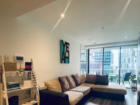 Docklands Cosy 1-bedroom Apartment With WiFi, Gym, Pool & Garden Terrace. - Darwin Holiday 4