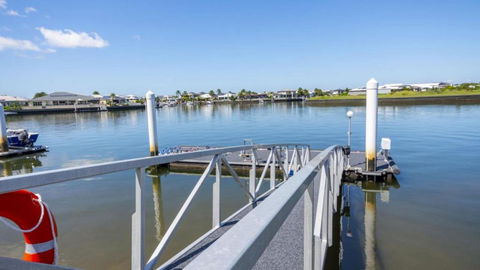 Dog Friendly Home With Canal Views - Darwin Holiday 2