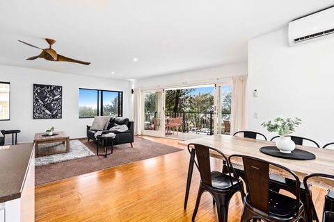 Driftwood Apartments In Surfers Paradise - Privately Managed - Darwin Holiday 2