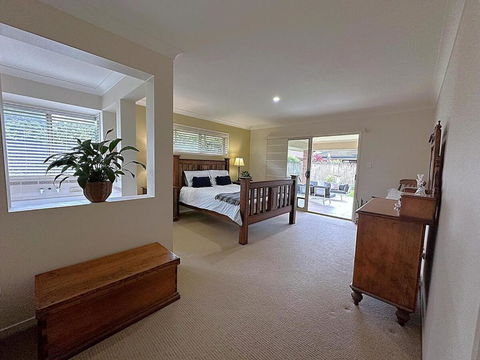 Driftwood Dream - Tweed Coast Holidays - Darwin Holiday 1