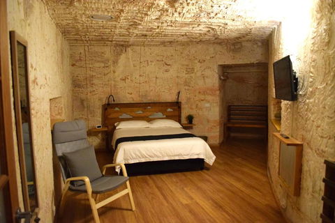 Dug Out B&B - Darwin Holiday 1