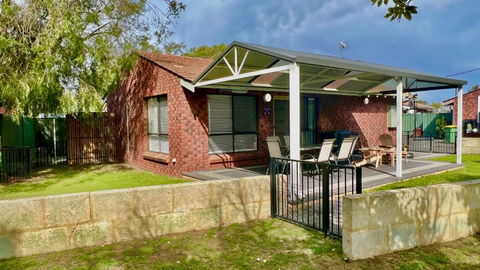 Dunsborough Beach House - Darwin Holiday 0