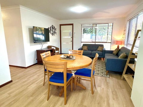 Dunsborough Beach House - Darwin Holiday 2