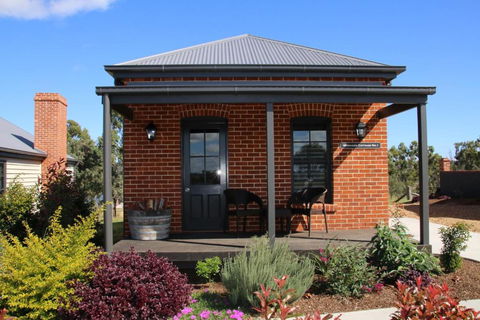 Dusty Hill Vineyard - Moffatdale - Darwin Holiday 1
