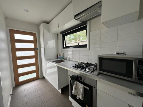 Dynamic 2 Bedroom Home Close To City Buzz Darling St 2 E-Bikes Included - Darwin Holiday 4