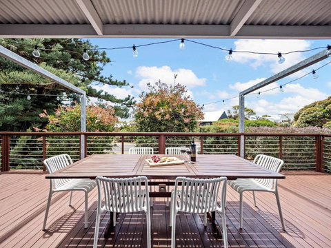 Eagle Bay Beach House - 300m To The Beach! - Darwin Holiday 0