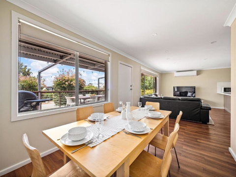 Eagle Bay Beach House - 300m To The Beach! - Darwin Holiday 3