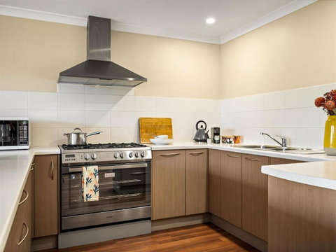 Eagle Bay Beach House - 300m To The Beach! - Darwin Holiday 2