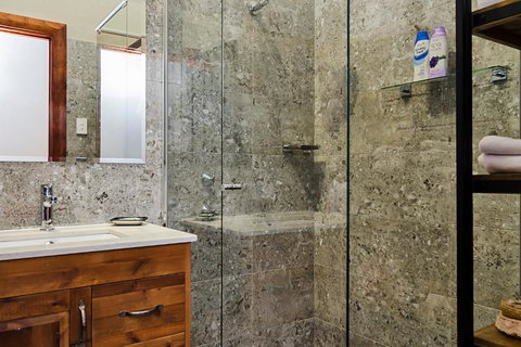 Eagle Foundry Bed & Breakfast - Darwin Holiday 2