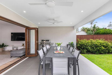 East Corrimal Escape - Beautiful Beachside Living - Darwin Holiday 2