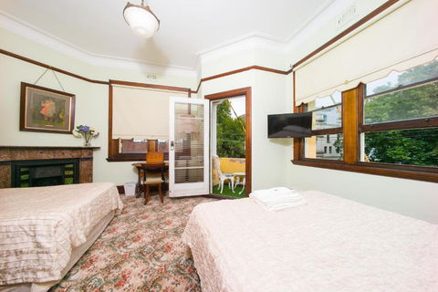 East Sydney Hotel - Darwin Holiday 2